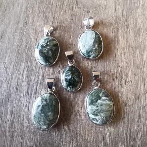 SERAPHINITE