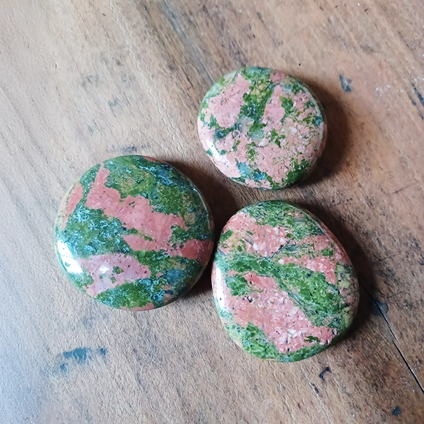 UNAKITE